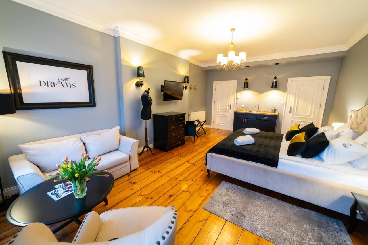 Apartamenty Pod Zegarem Mikołajki エクステリア 写真